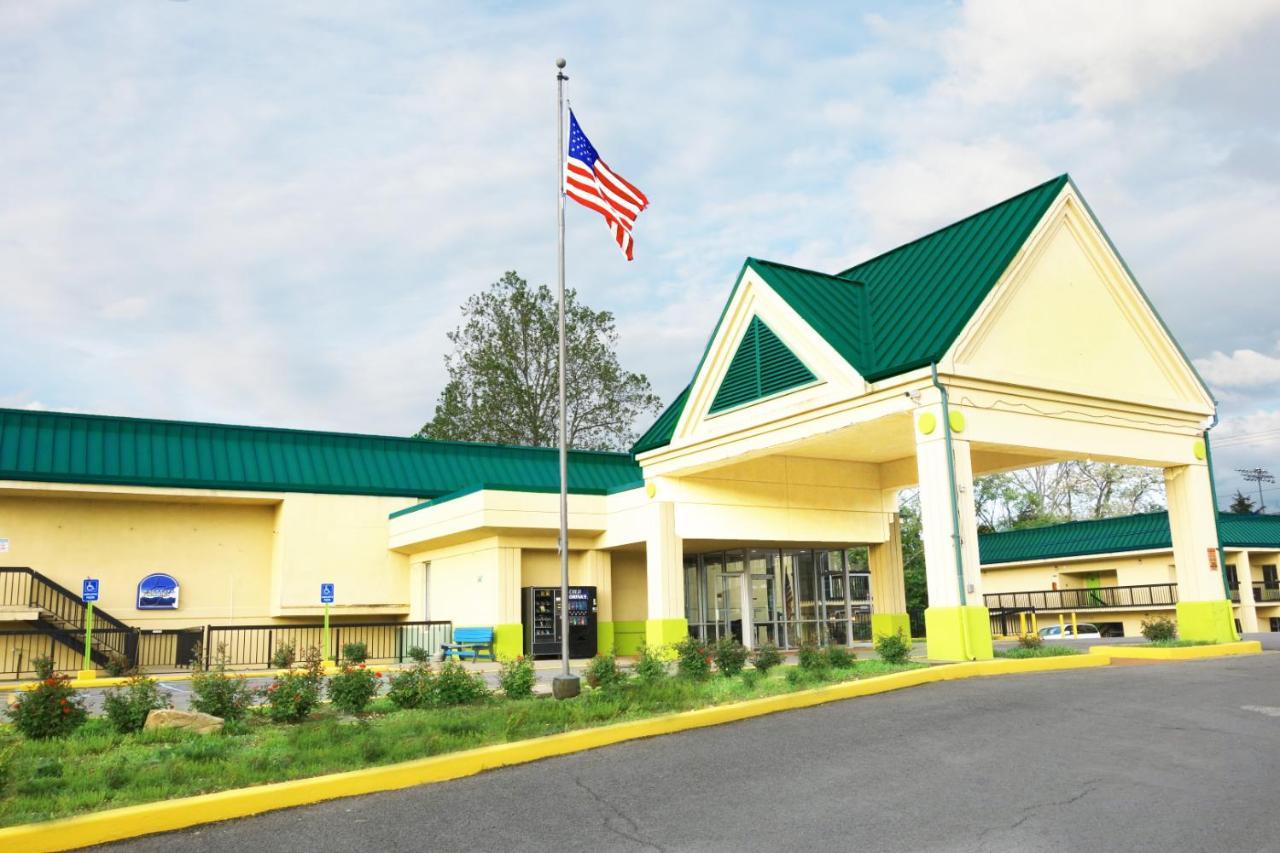 Hotel M Morgantown - Wvu Area Екстериор снимка