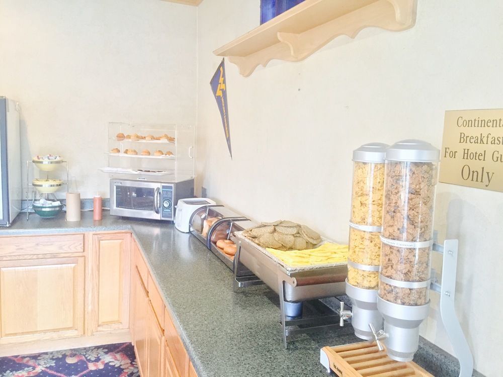 Hotel M Morgantown - Wvu Area Екстериор снимка