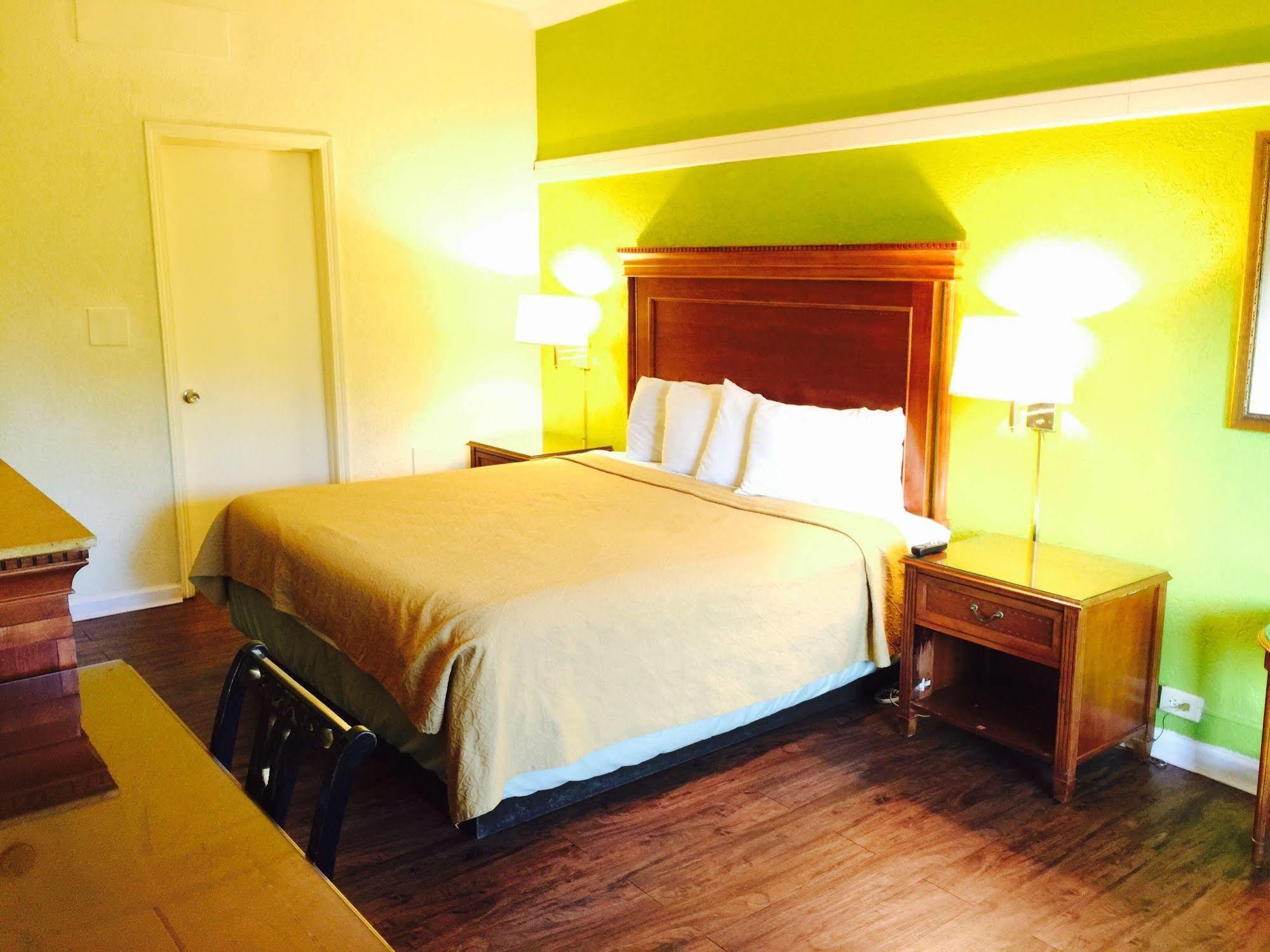 Hotel M Morgantown - Wvu Area Екстериор снимка